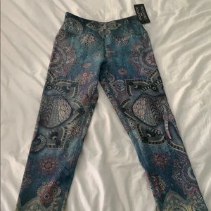 yoga pants